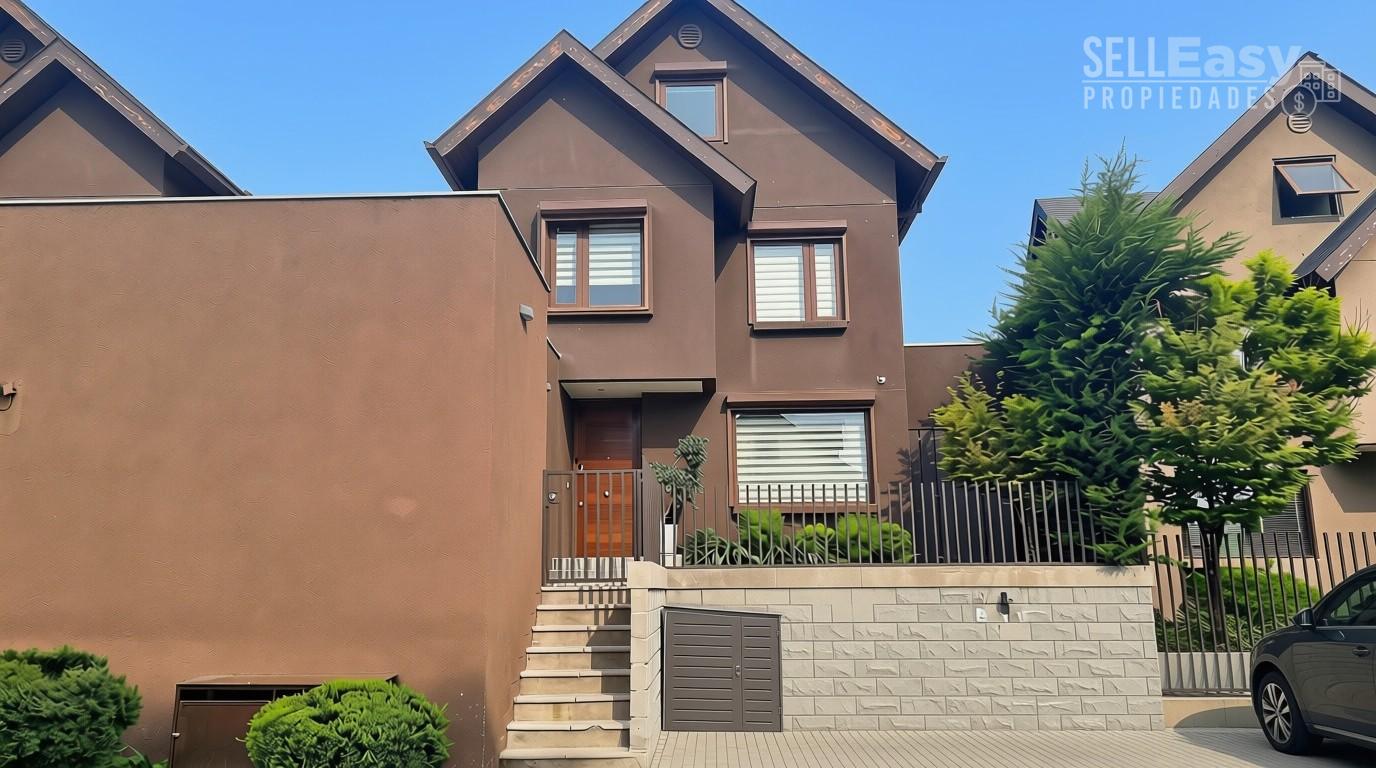 Casa 4 Dormitorios + Servicios, Piscina Y Quincho